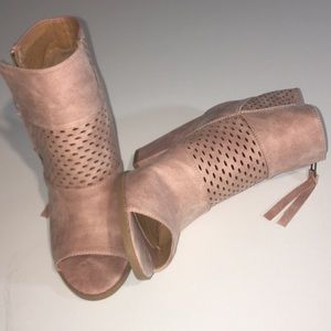 Pink suede booties size 8, Brand New!